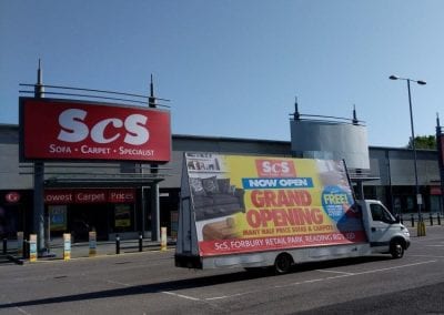 Advan promoting store opening SCS Reading